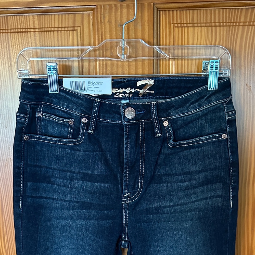 Women's high rise Fray hem kick flare crop dark Jeans - Picture 2 of 3